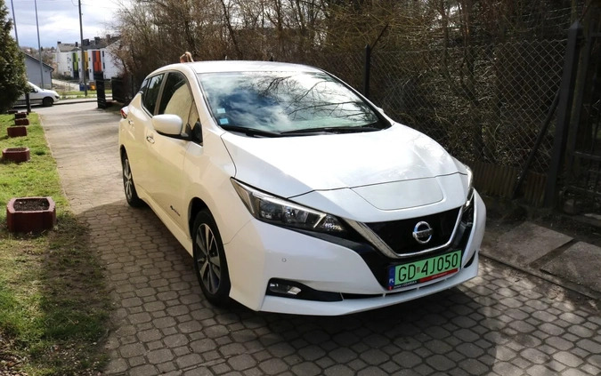 Nissan Leaf cena 69900 przebieg: 27700, rok produkcji 2018 z Bierutów małe 121